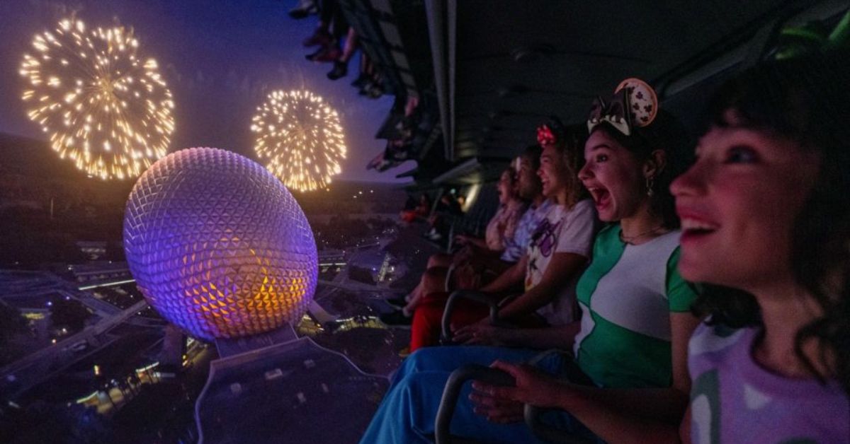 Niños disfrutan en el Parque Walt Disney World Orlando