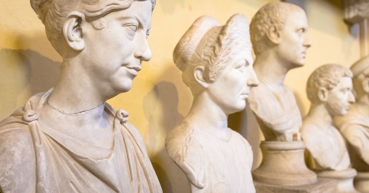 Estatuas en el Museo Vaticano
