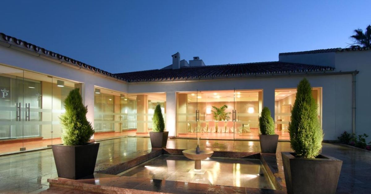 Exterior Patio Parador de Málaga Golf