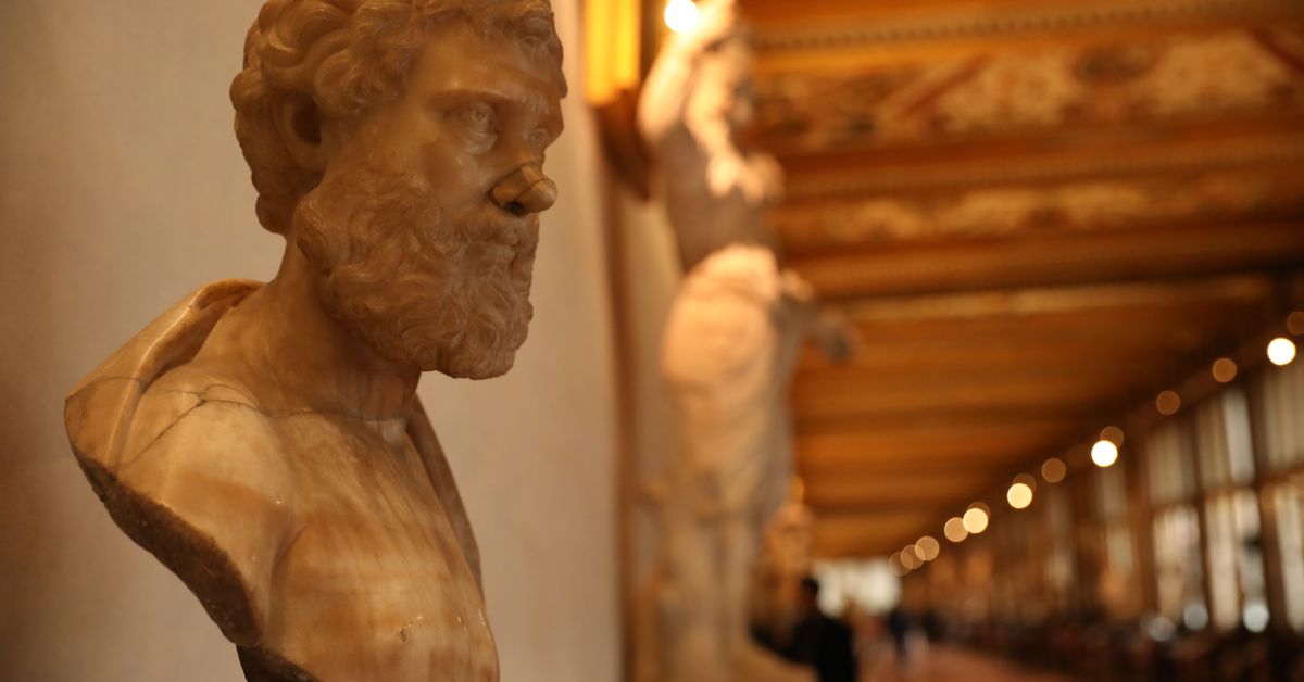 Florencia, Italia - Busto escultura en la Galería de los Uffizi
