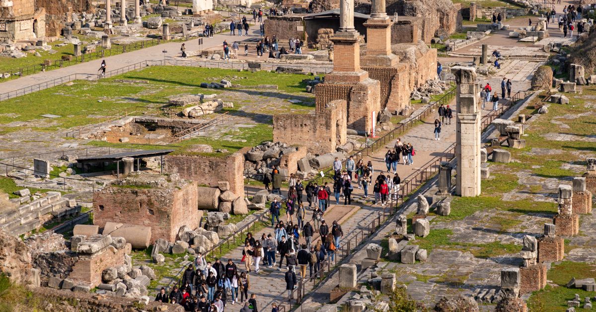 Visitantes en el Foro Romano
