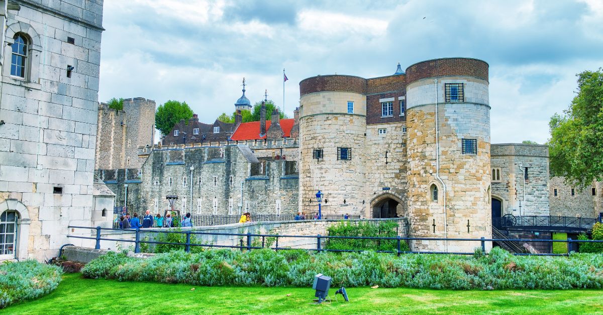 Vista Exterior de Torre de Londres (2)