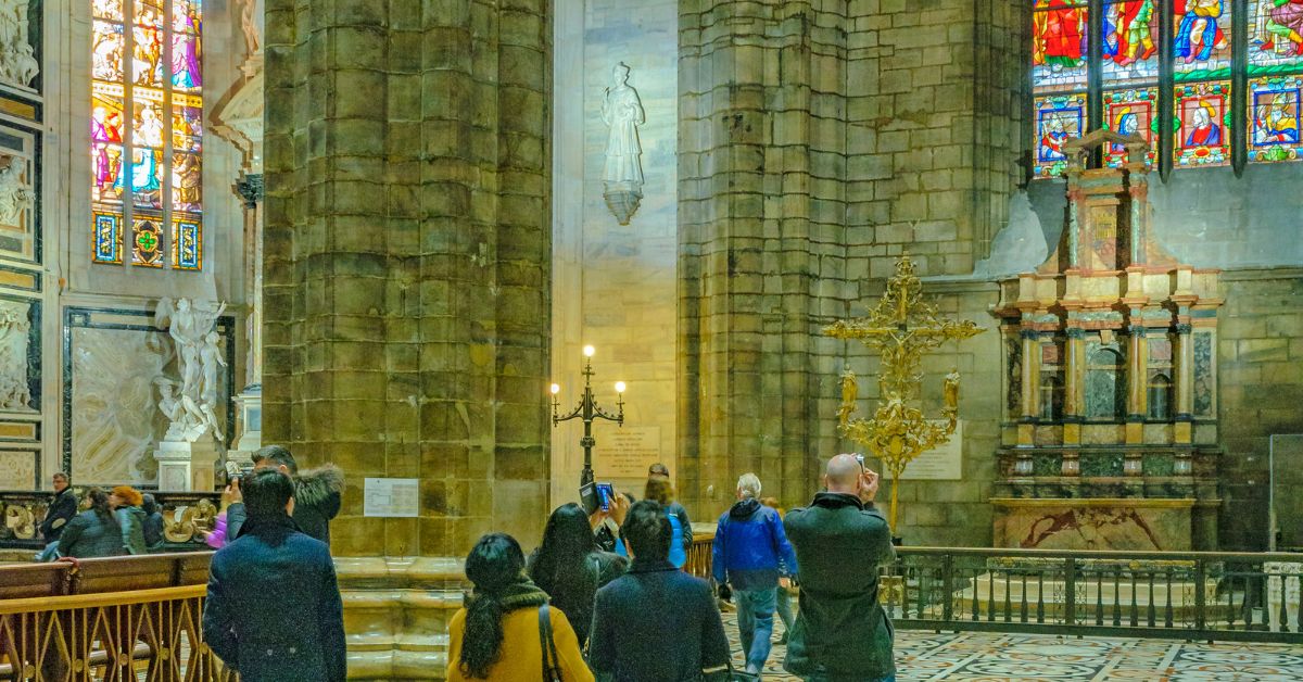 Vista Interior de Catedral Duomo Milán