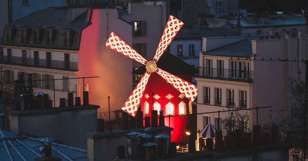 Moulin Rouge en París de noche