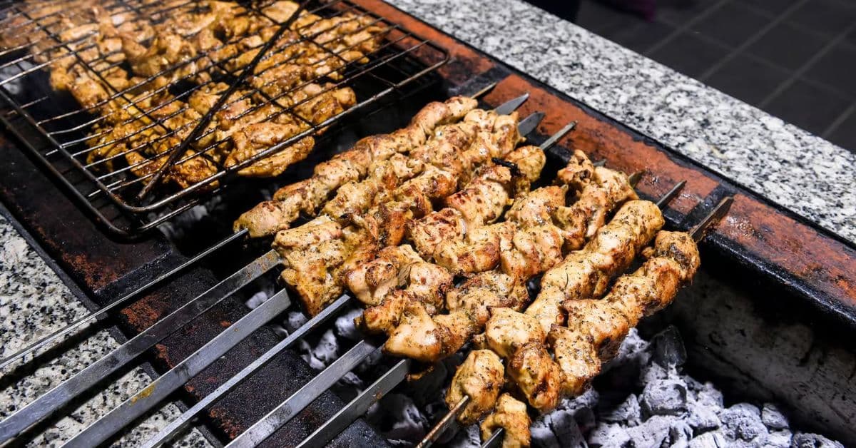 Cena barbacoa en Safari en Dubái, EAU